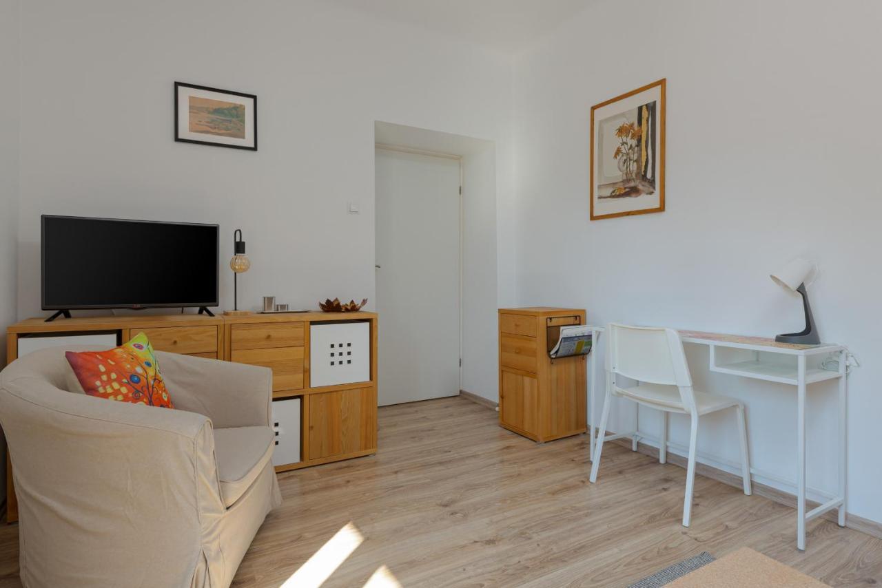 Apartment Bialobrzeska Warsaw By Noclegi Renters Dış mekan fotoğraf