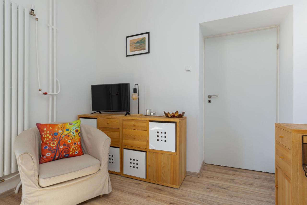Apartment Bialobrzeska Warsaw By Noclegi Renters Dış mekan fotoğraf